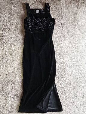 Vintage Classic Black Velvet Maxi Dress